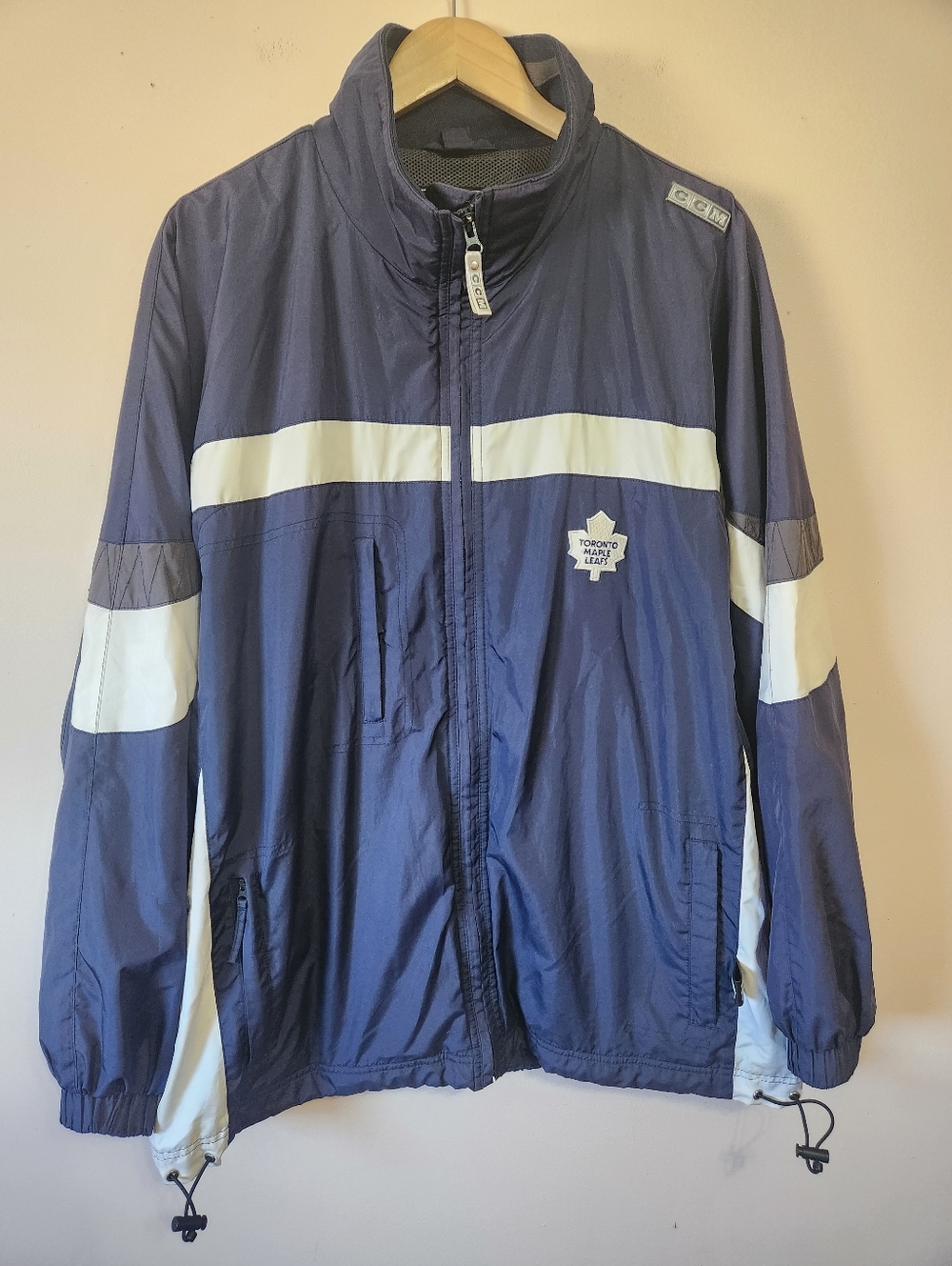 Vintage 90s CCM Toronto Maple Leafs NHL Windbreaker Shell Jacket Size L